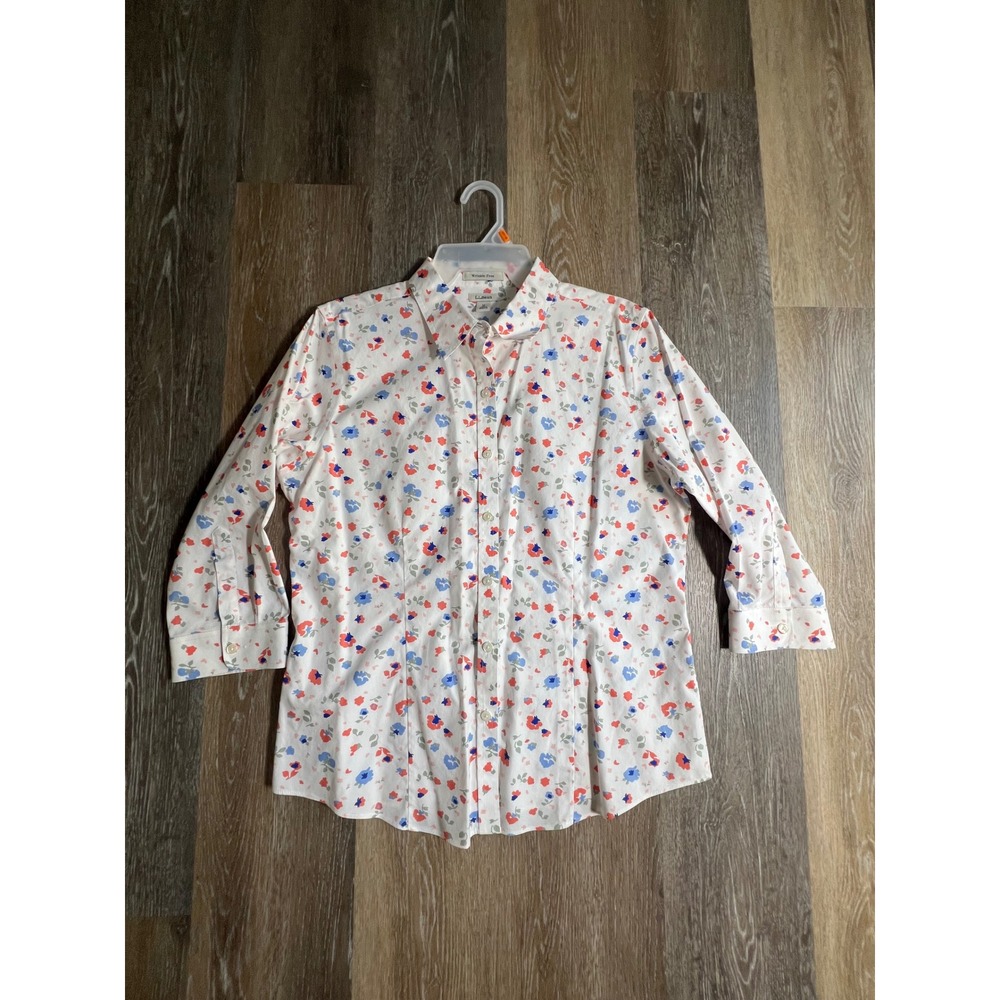 LL Bean Button Down Shirt Womens Medium White Floral Excellent‎ Wrinkle Free 3/4